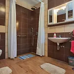 Apartmani B&B アパート