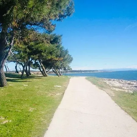 Apartamento Apartmani B&B Ližnjan