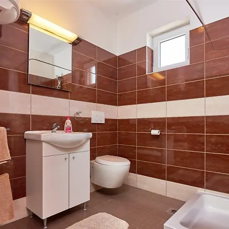 Apartamento Apartmani B&B Ližnjan