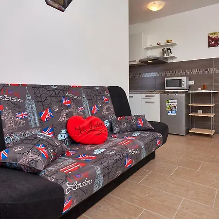 Apartmani B&B Ližnjan