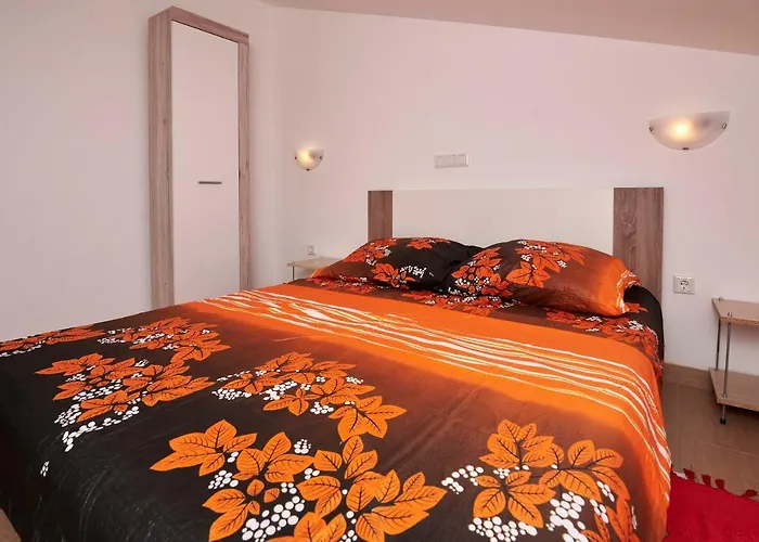 Lägenhet Apartmani B&B Ližnjan