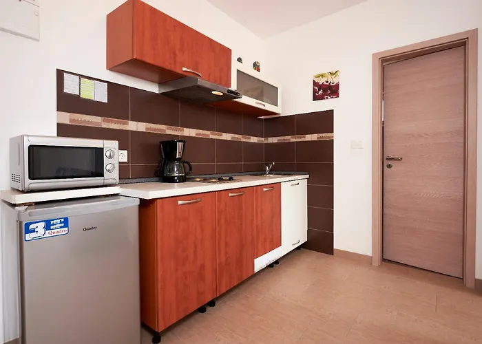 Apartmani B&B * Ližnjan
