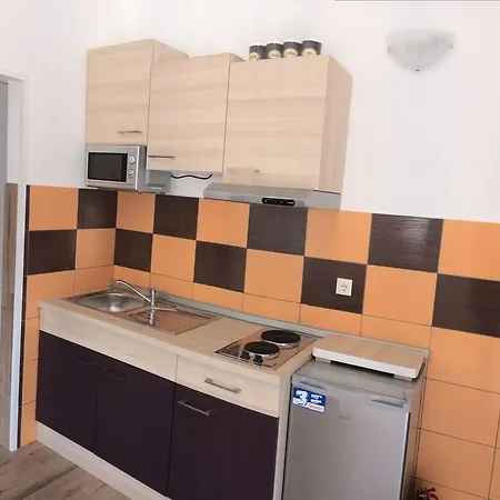 Apartment Apartmani B&B Liznjan