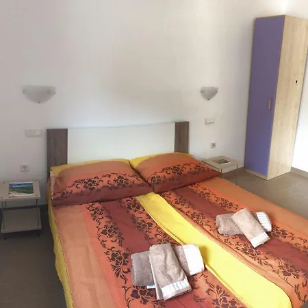 Apartmani B&B Apartment *