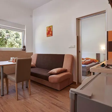 Apartmani B&B Apartment *