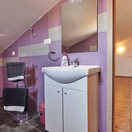 Apartmani B&B アパート