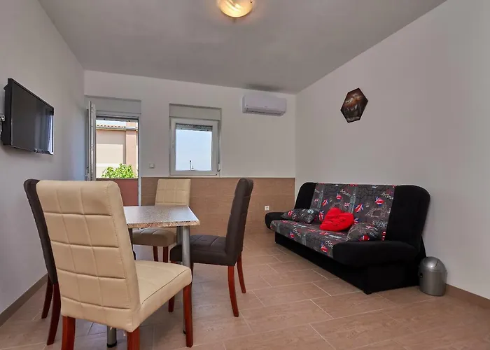 Apartmani B&B * Ližnjan